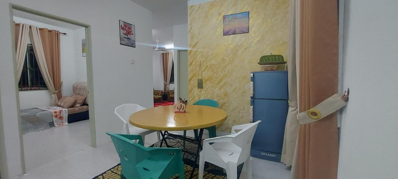 Myrol Homestay Kulim Exteriör bild