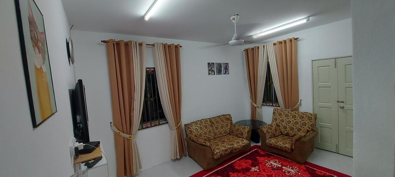 Myrol Homestay Kulim Exteriör bild