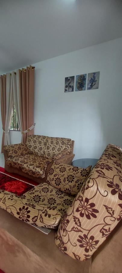 Myrol Homestay Kulim Exteriör bild